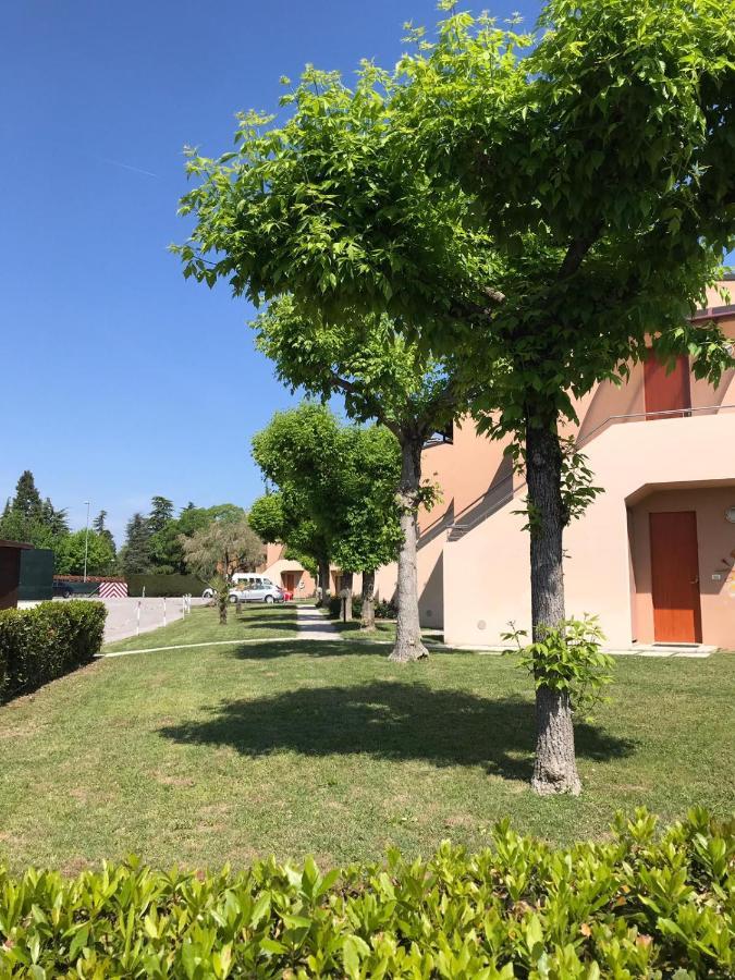 Ohana Apartments Camping Tiglio Sirmione Exterior foto